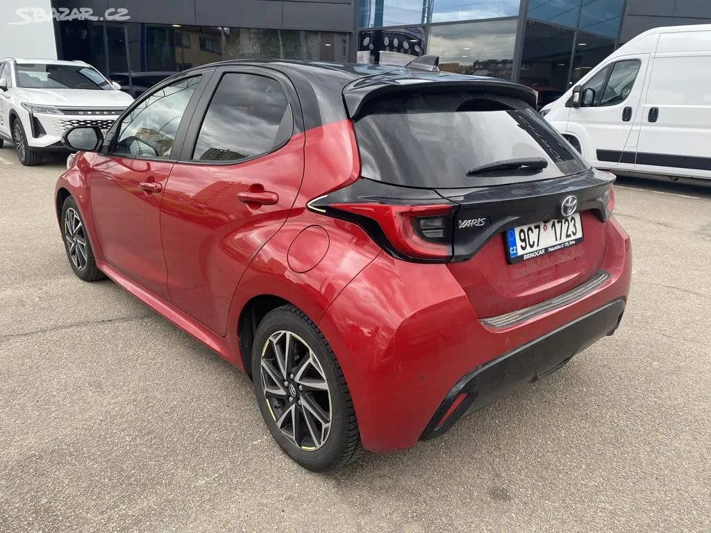 Toyota Yaris, 1.5HEV e-CVT Selection Style - fotka 4