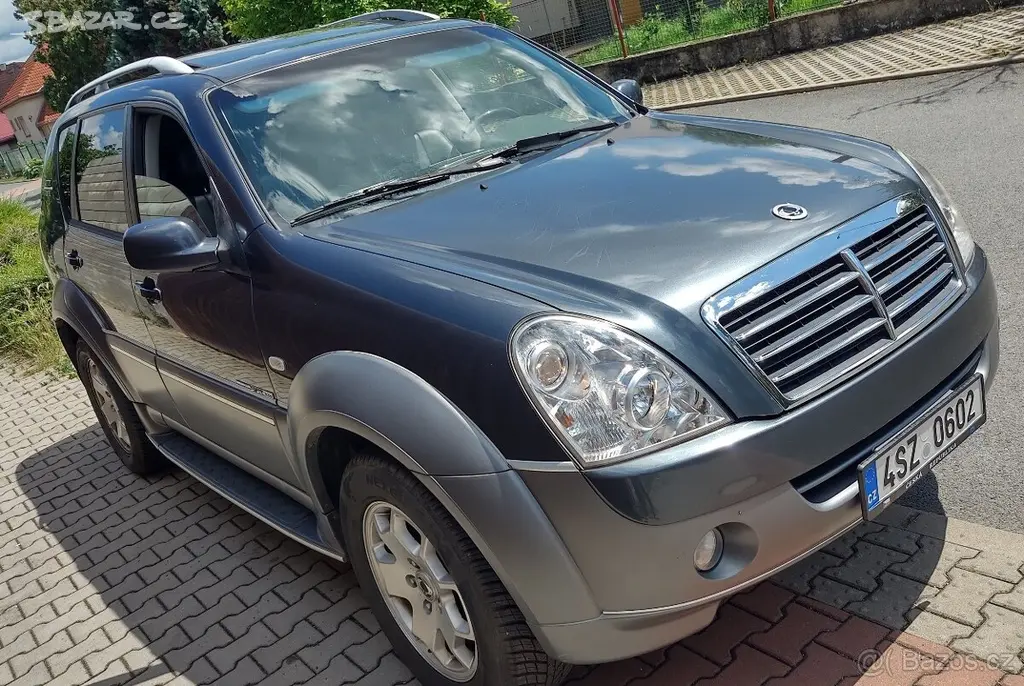 Ssangyong Rexton2 210.000km TZ 3,2t = BEZ KOROZE