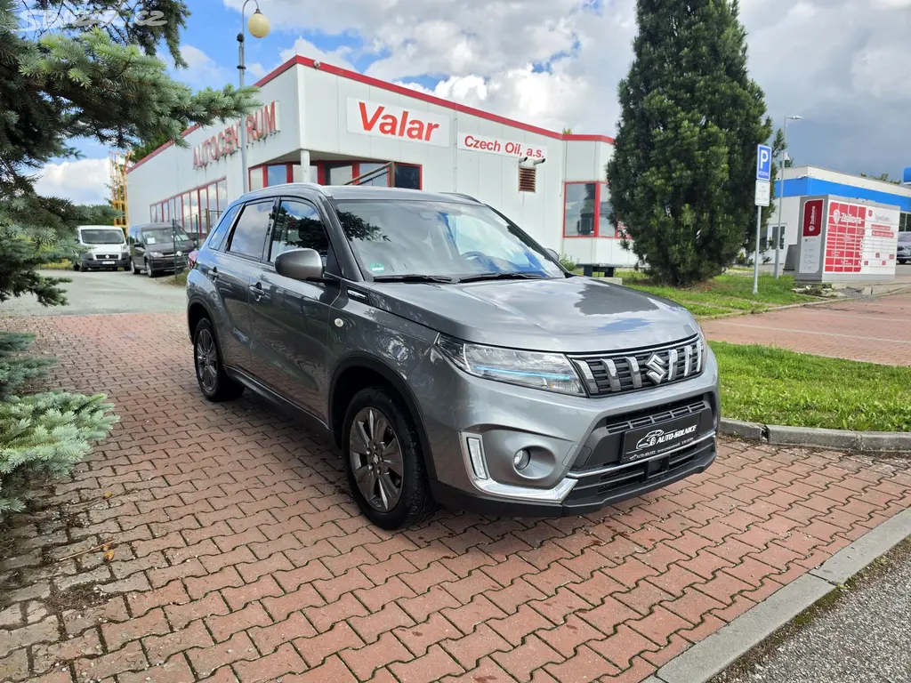 Suzuki Vitara 1.4 Hybrid-4x2-1.MAJ.-TAŽNÉ-NEHAVARO