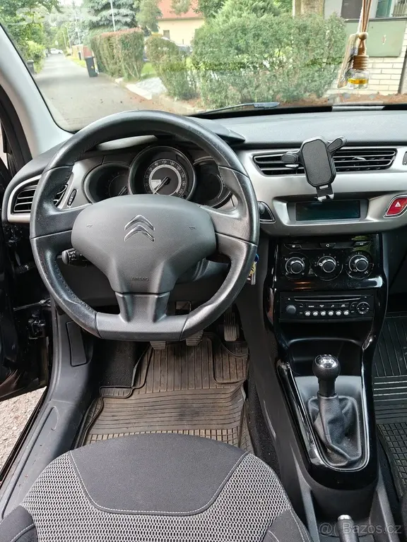 Citroën C3 1,2 2014 1,2i 60KW - fotka 3