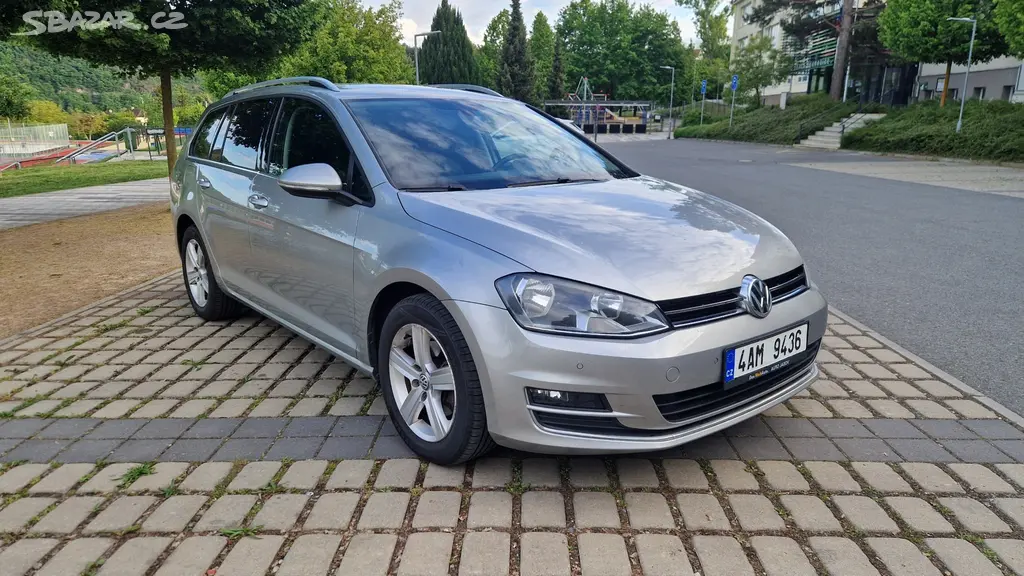 VW GOLF VII VARIANT 1,6TDI DSG HIGHLINE-PŮVOD ČR