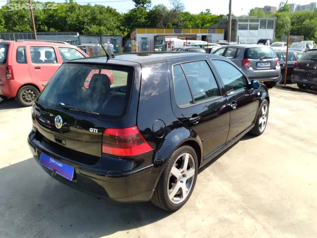 VOLKSWAGEN GOLF 1.9 GTI TDI EXCLUSIVE - fotka 2