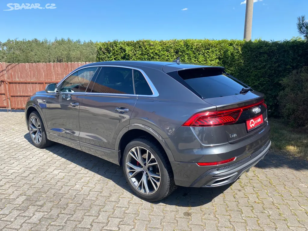 Audi Q8 3,0 55TFSi quattro Sport | Panorama | 2019 - fotka 3