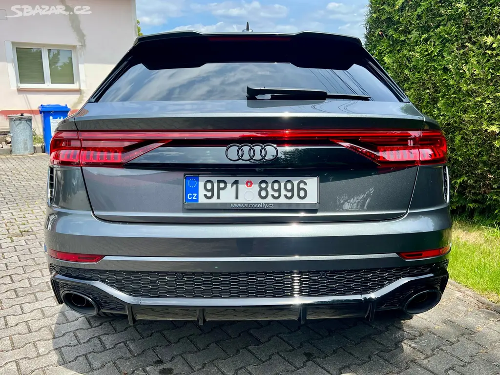 Audi RS Q8 4,0 TFSi quattro | TOP VÝBAVA - fotka 4