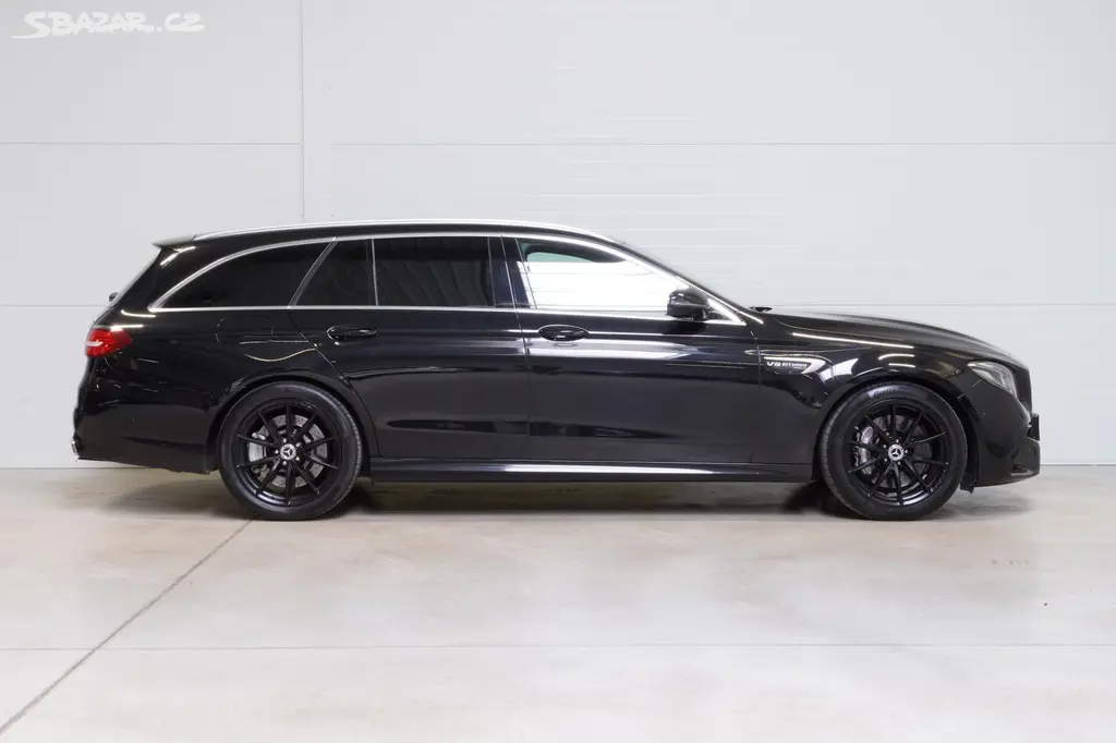 Mercedes-Benz Třídy E, 63 AMG,4m,Klima.sed,ACC,Pano - fotka 4