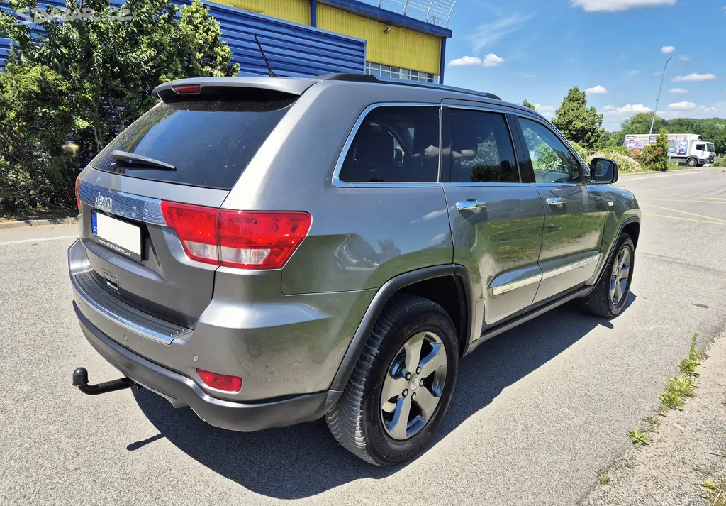 Jeep Grand Cherokee, 3.0CRD 177KW OVERLAND - fotka 5