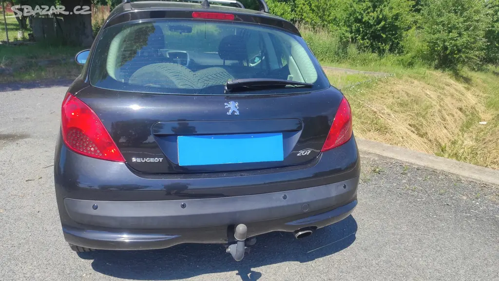 Peugeot 207 1,4 VTi benzín - fotka 5