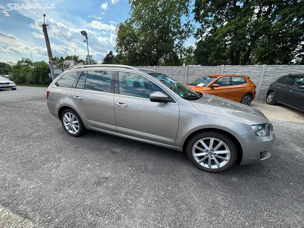 Škoda Octavia 1.4 Tsi 103kw r.v. 2015 Serviska - fotka 4