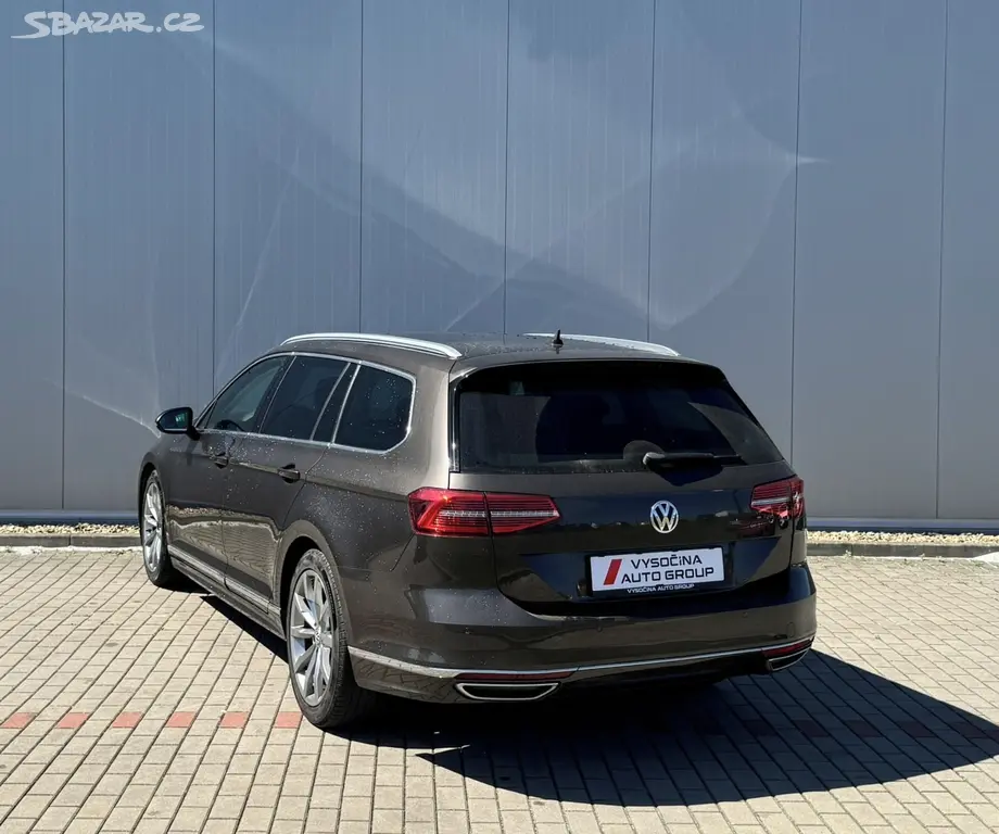 Volkswagen Passat, 2.0 TDi 110kW DSG7 R-line,ACC - fotka 2