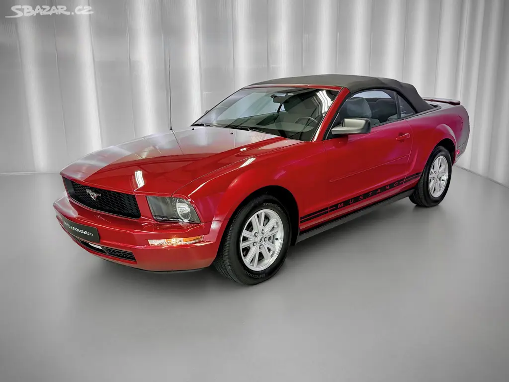Ford Mustang, 4.0 V6 154 kW AT CABRIO, KLIMA - fotka 2