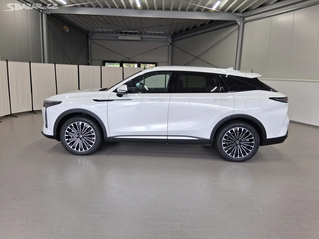 Omoda 9, Premium 1.5t GDI SHS AWD - fotka 6