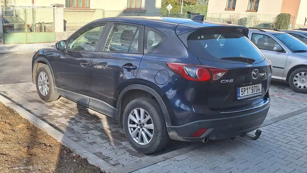 Mazda CX-5 2.2 D - fotka 2