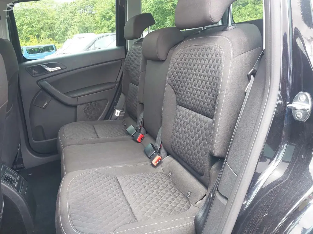 Škoda Yeti, 1.2TSi 81KW DSG XENONY TOPstav - fotka 5