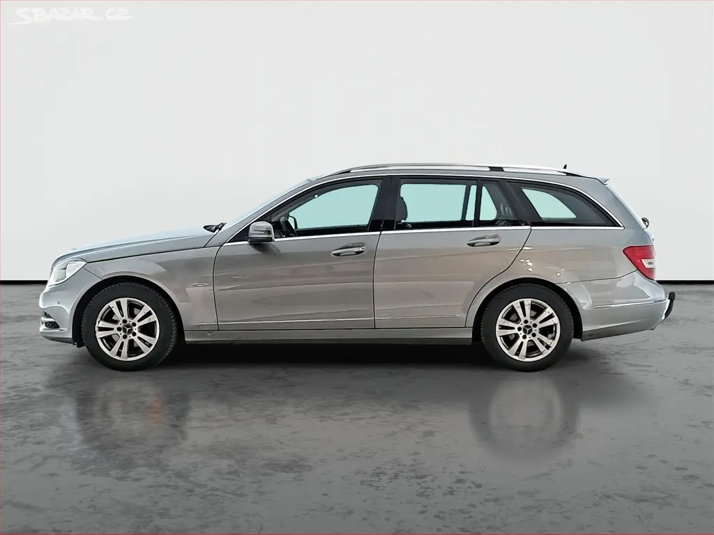 Mercedes-Benz Třídy C, 180 CDI, Elegance, Navi - fotka 3