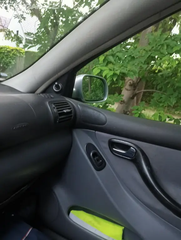 Seat Leon 1M1 66 kw (nafta) 1.9 TDI - fotka 4