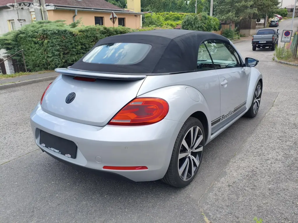 Volkswagen Beetle, 1,2 TSI Cabrio Sport - fotka 6