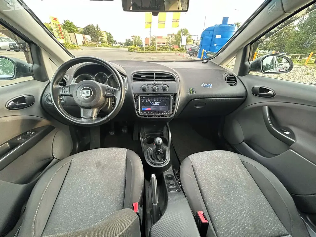 TEMPOMAT, KLIMA, 1.6 MPI, ALU, spolehl. SEAT Altea - fotka 6