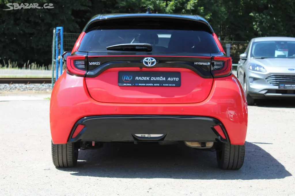 Toyota Yaris 1,5 HEV 1.MAJ,SELECTION,A/T,2022 - fotka 6