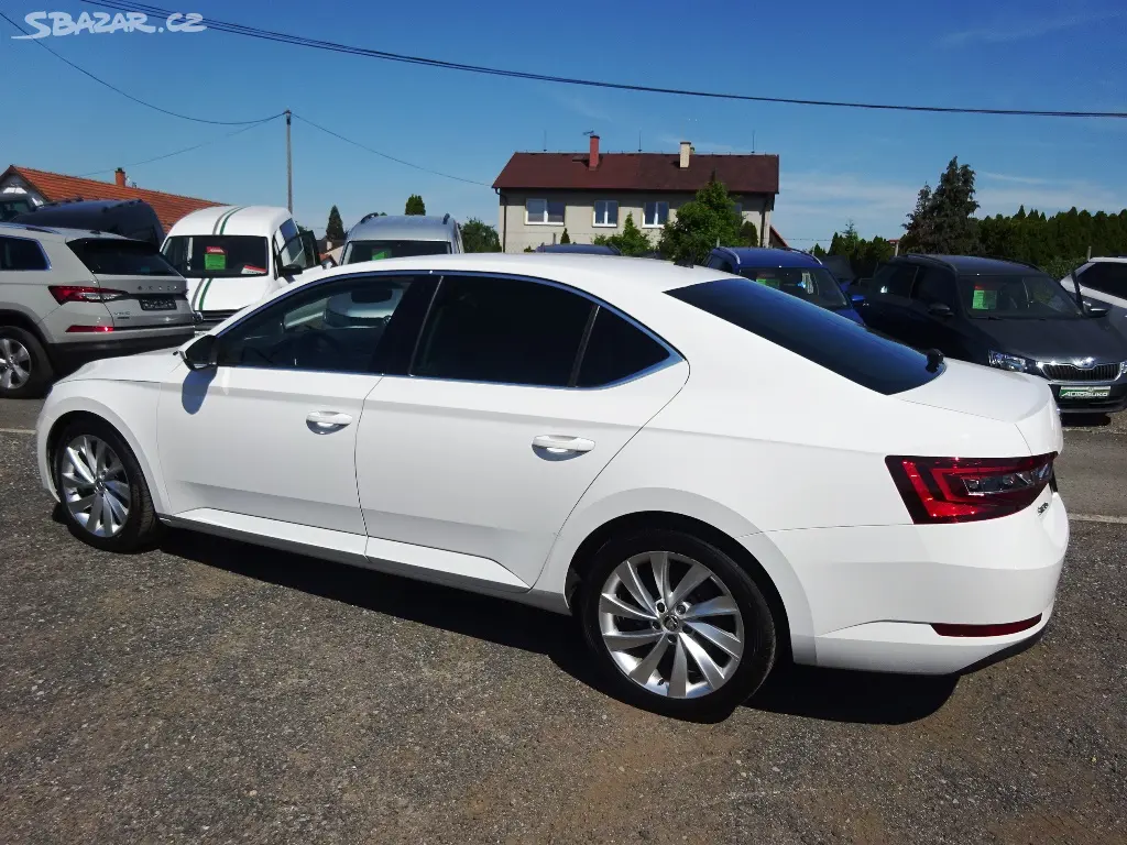 SUPERB III Style 1,8TSI 132kW+DSG-ČR-1.Maj-Servis - fotka 6