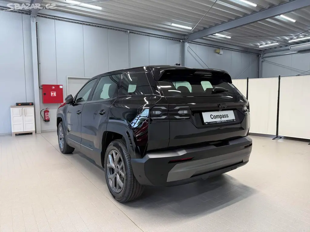 Jeep Compass, Altitude e-Hybrid 145k eDCT6 - fotka 3