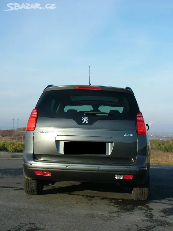 Peugeot 5008 2.0 HDI - fotka 5