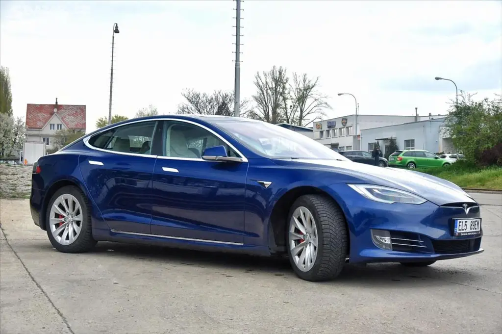 Tesla Model S, P100D Ludicrous - fotka 5