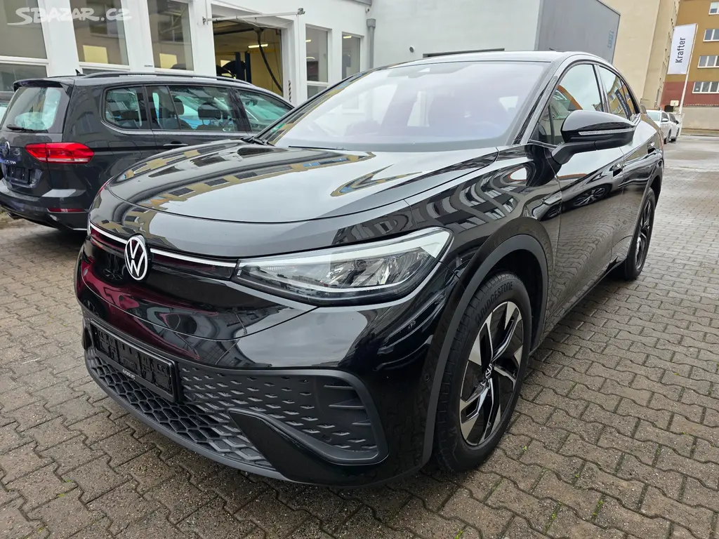 VW ID.5 Pro 150kW SOH 93,8% Tažné FILL LED - fotka 2