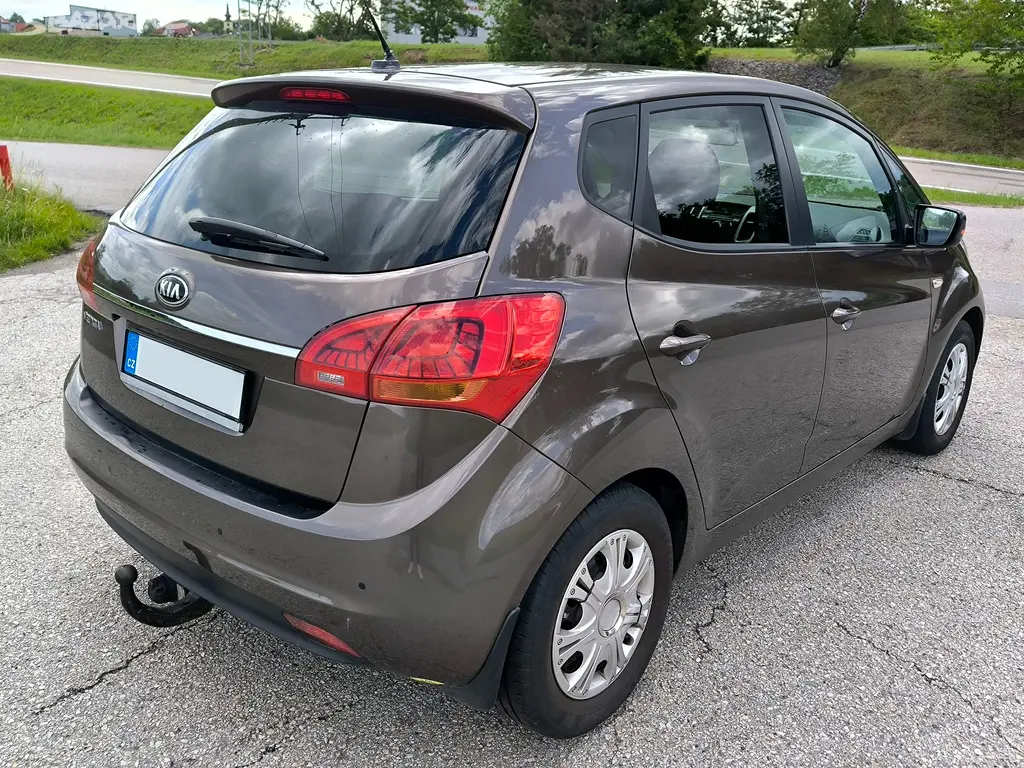 KIA VENGA 1.6 CVVT 92kw, r.v. 2017, 92000 KM - fotka 6