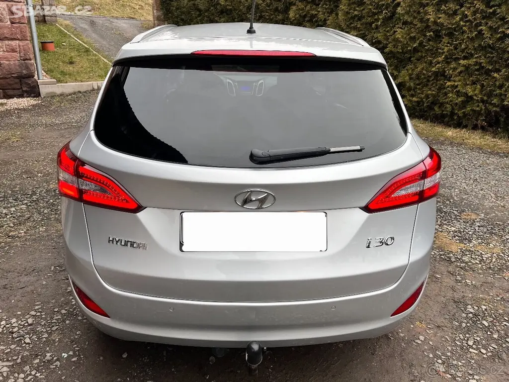 Hyundai I30 1.6 GDI 99 kw - fotka 4