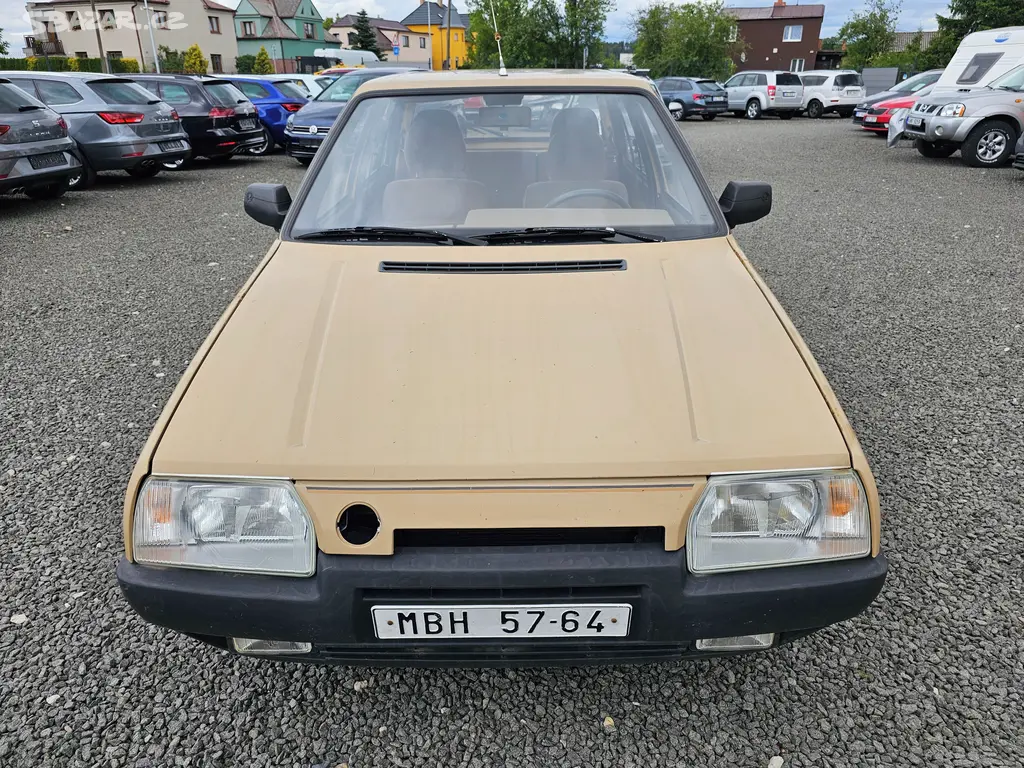 Škoda Favorit, 1.3 - fotka 2