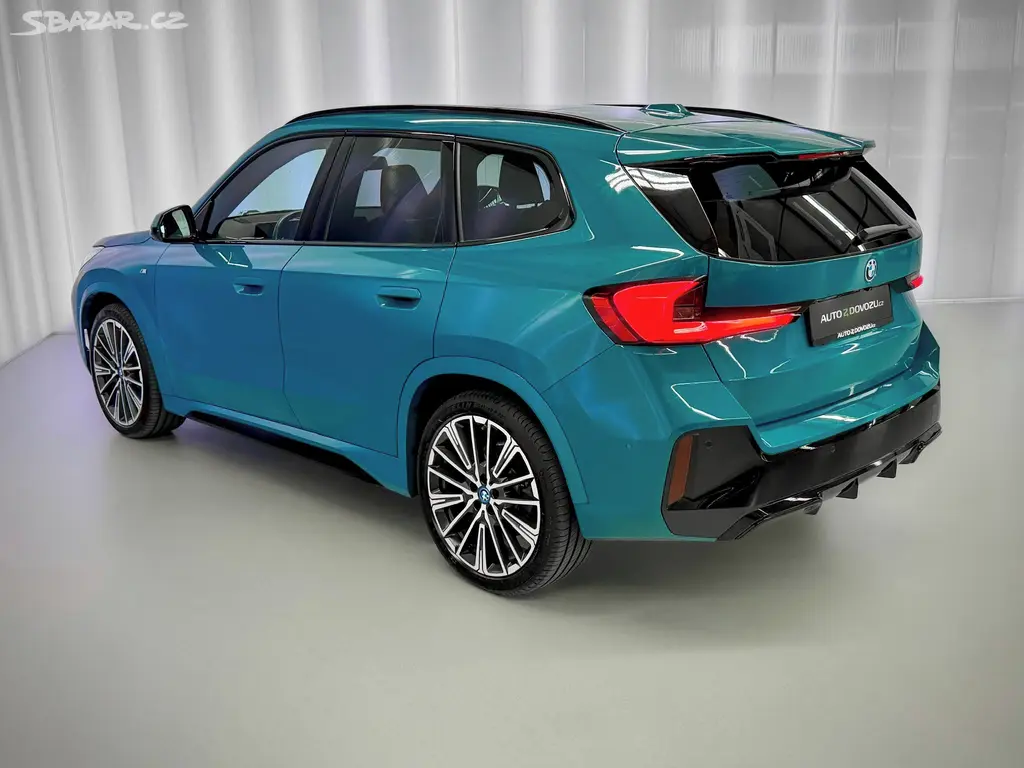 BMW iX1, xDrive 30 M-PAKET, INDIVIDUAL, - fotka 5