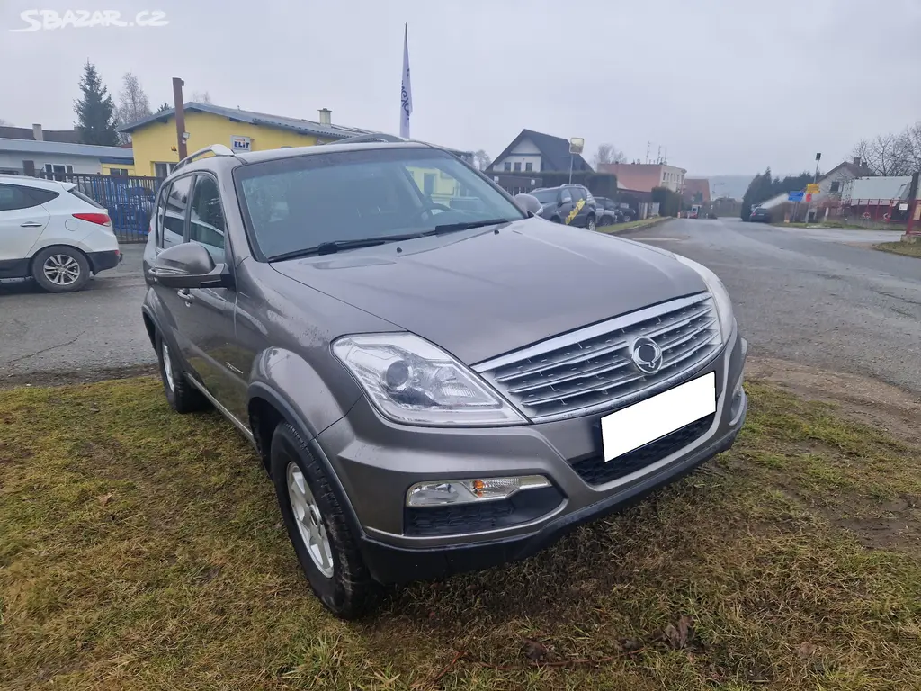 SsangYong Rexton III 2.0 XDi - 4x4 REDUKCE 7 míst