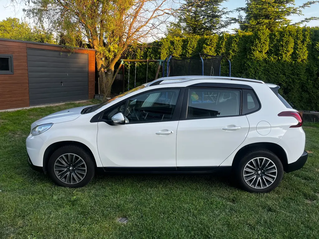 Peugeot 2008 1.2i 81Kw naj 95Tkm nové v ČR - fotka 2
