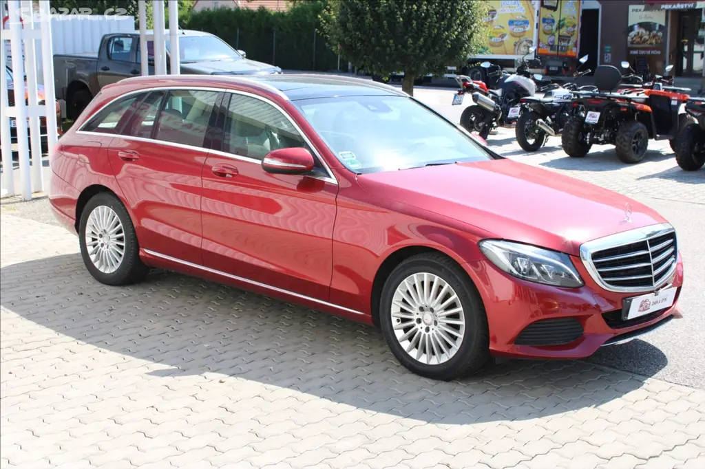 Mercedes-Benz Třídy C, 2,1 CDi Exclusive, PANORAMA - fotka 2