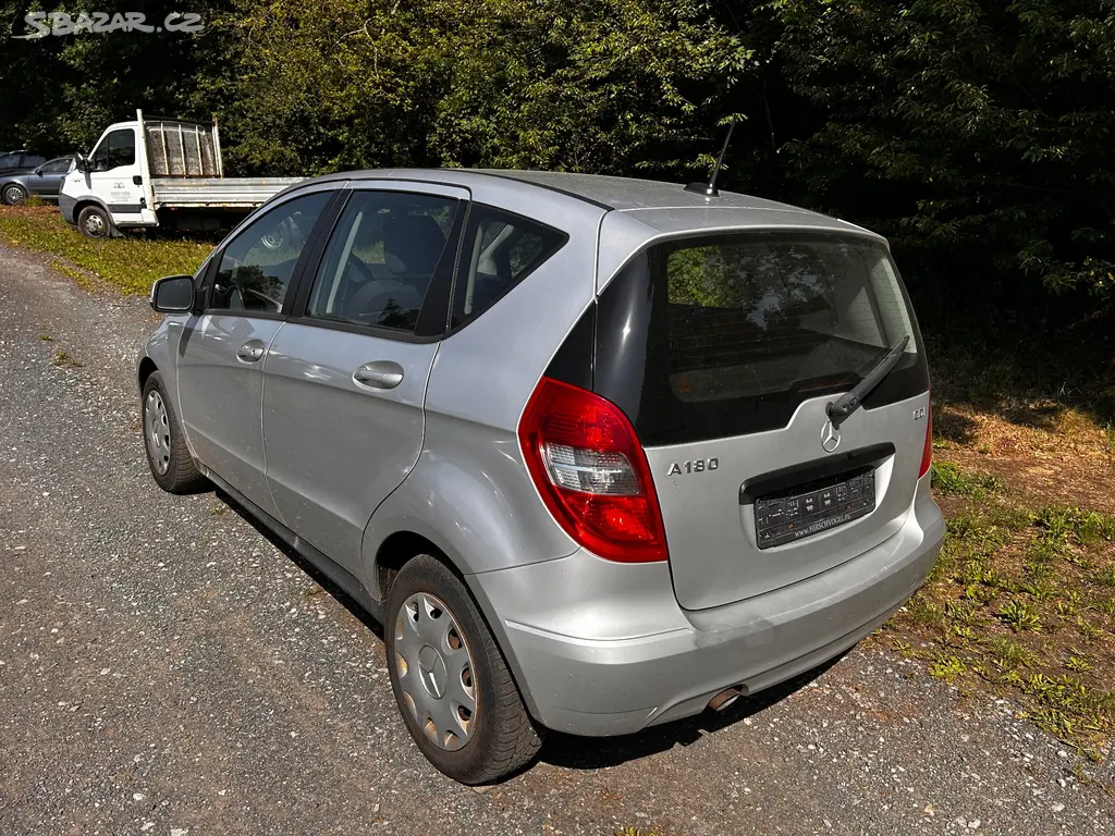 Mercedes-Benz A180 2,0 CDi 80kW, nová STK, 2011 - fotka 4