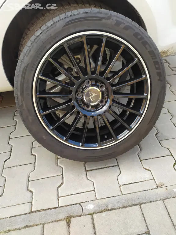 Ford Mondeo 1.6 EcoBoost - fotka 2