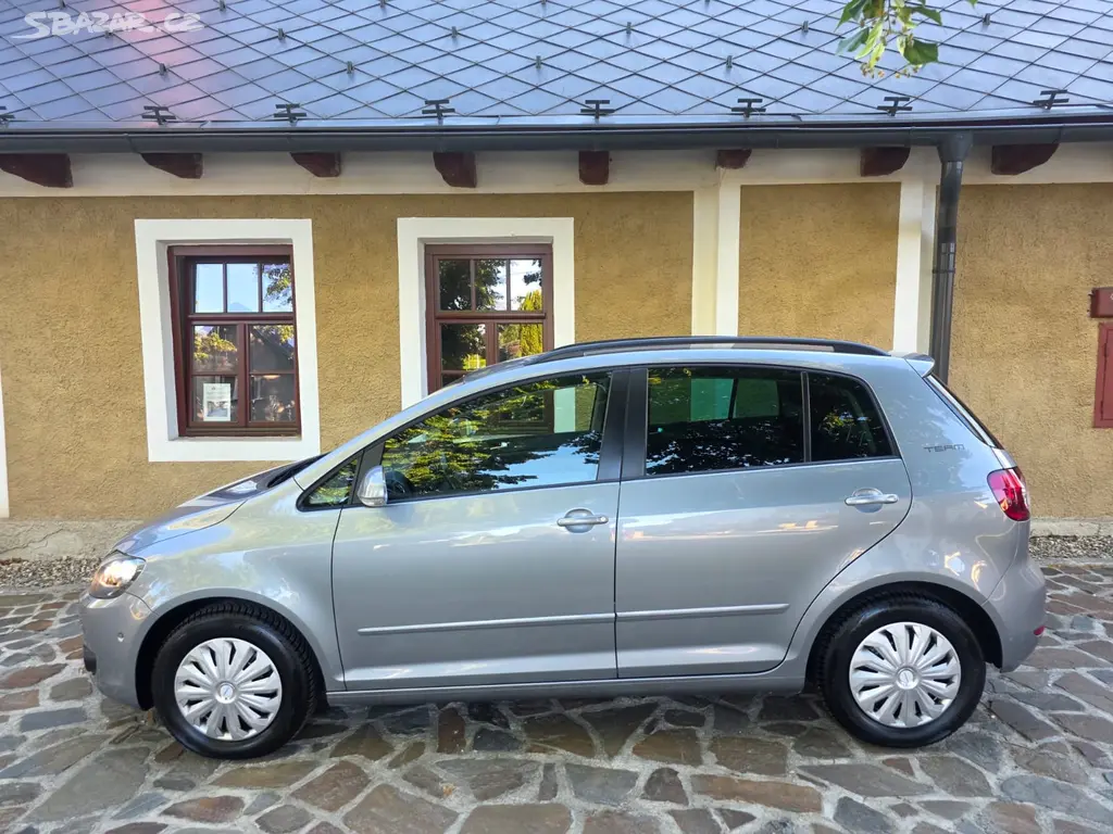 Prodám Krásného Vw.Golf Plus 1.2Tsi - fotka 5