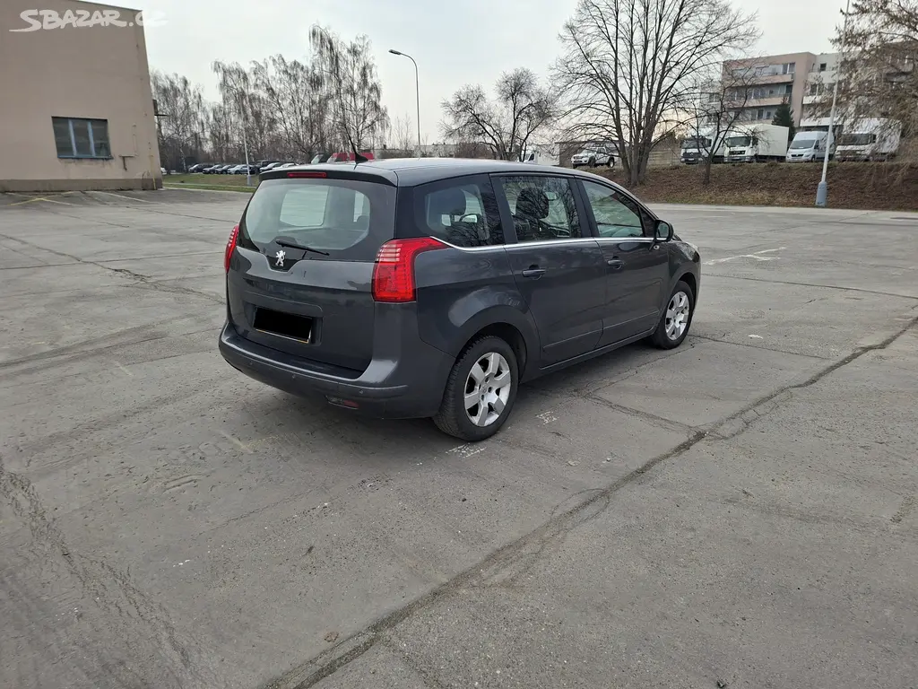 Peugeot 5008 - fotka 5