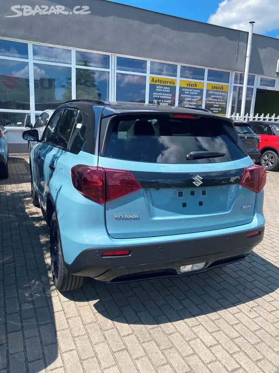 Suzuki Vitara, 1.4 Black Edition 4x4 MH DBF - fotka 3