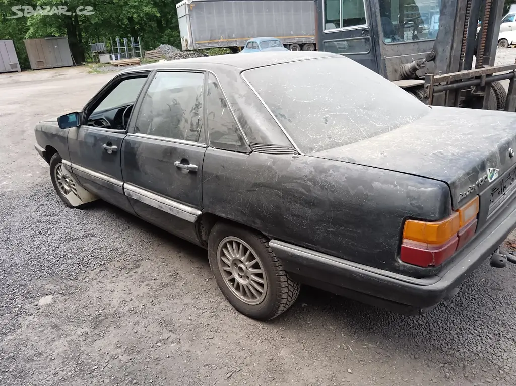 Audi 100 2.2 4x4 - fotka 3