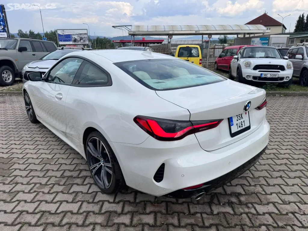 BMW Řada 4, 430i 2,0i 190 KW G22 KUPÉ - fotka 4