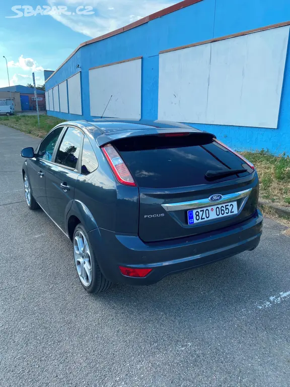 Ford Focus 2.0 Duratec 2009 - fotka 4