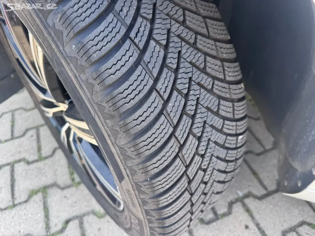 Volvo XC60, 2,0D 177KW POLESTAR BEZ AD BLU - fotka 2