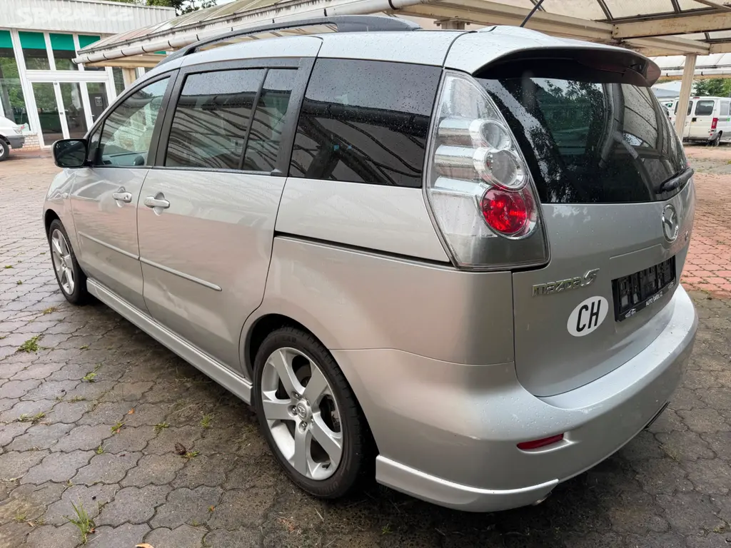 Mazda 5 - 7 míst - fotka 3