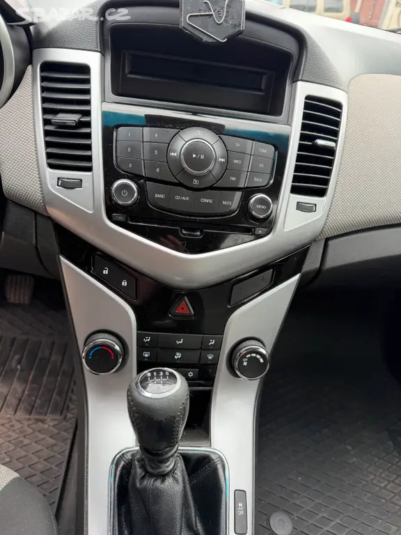 Chevrolet Cruze 1.6 - fotka 6