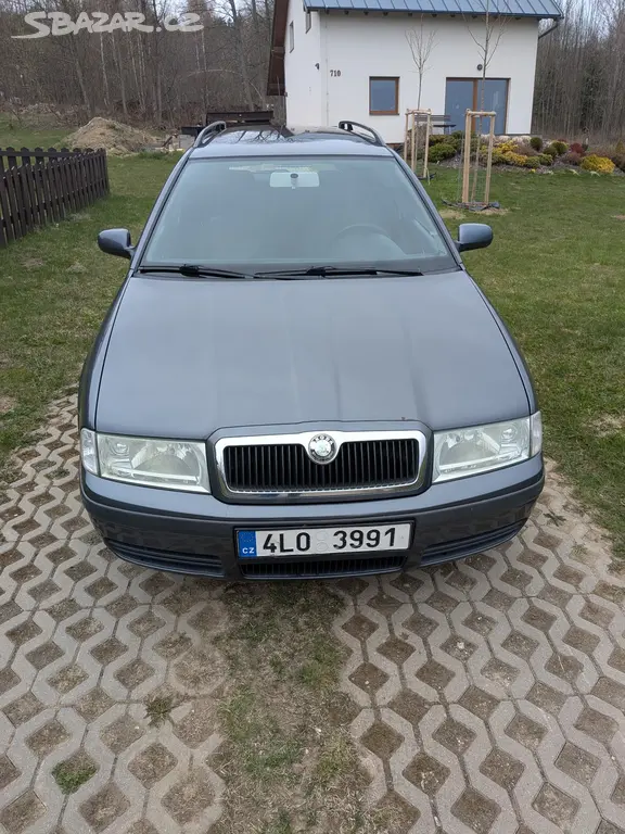 Škoda Octavia combi 1 - fotka 5