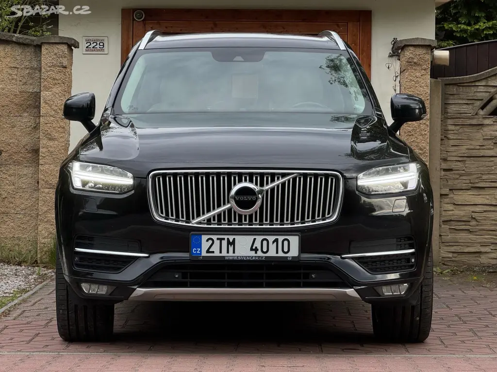 Volvo XC90 D5 ČR DPH 4X4 AUTOMAT TAŽNÉ - fotka 2