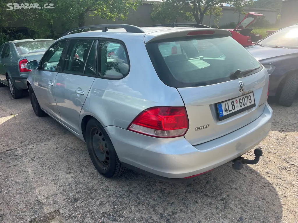 Klimatronic, serviska, el.zrcatka, VW Golf 1.9 TDI - fotka 6