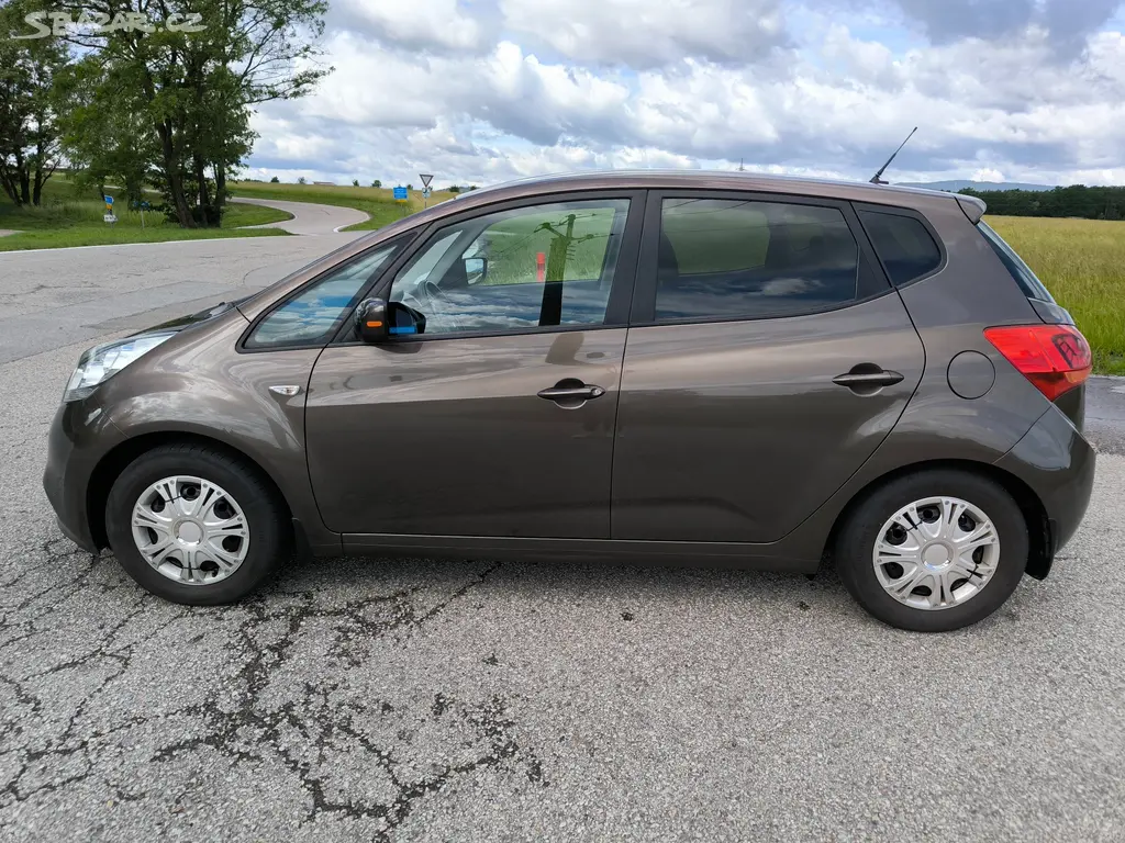 KIA VENGA 1.6 CVVT 92kw, r.v. 2017, 92000 KM - fotka 3