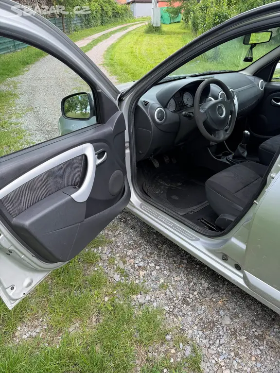 Dacia Sandero 1.4 55kw, 2009 - fotka 5
